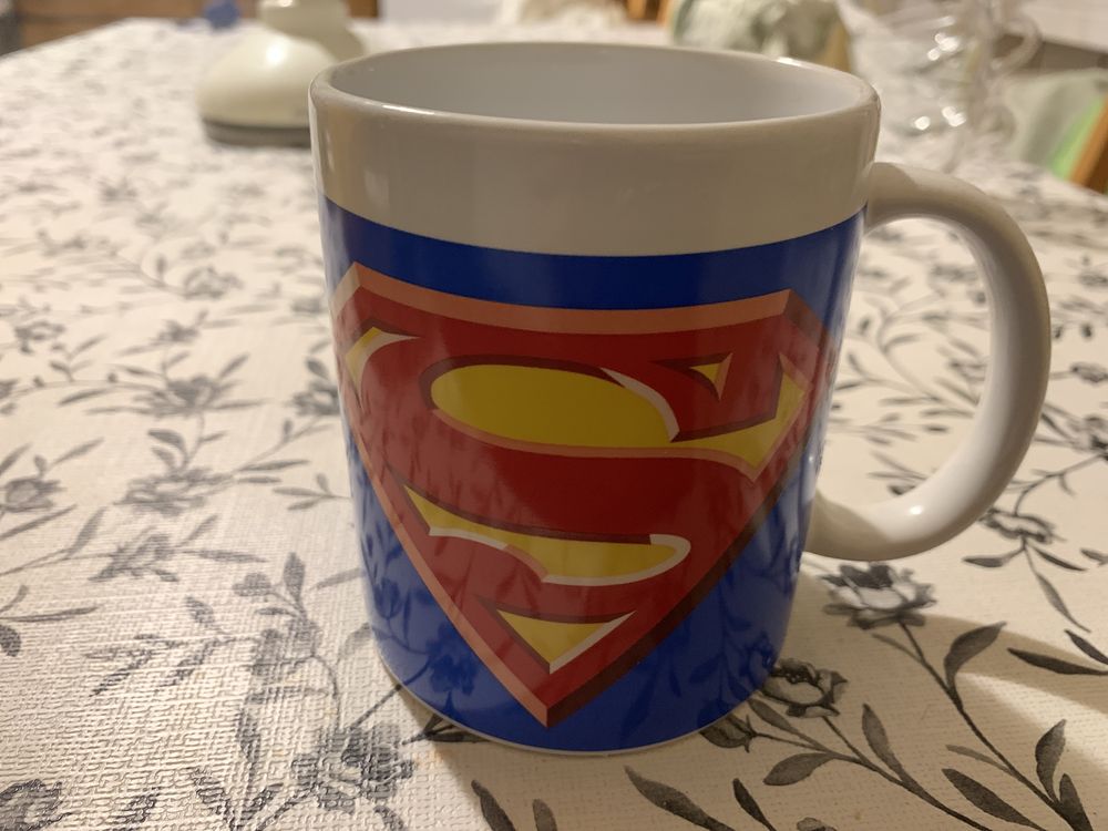 Kubek superman w dobrym stanie