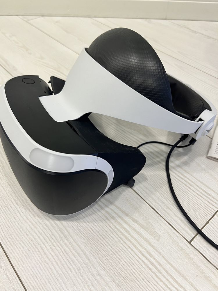 Продам віртуальні  окуляри  Sony PlayStation VR (CUH-ZVR2)