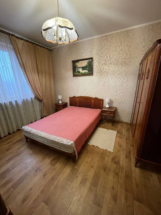 Сдам 3 комнатную квартиру,Садовый проезд.Метро Дворец спорта.