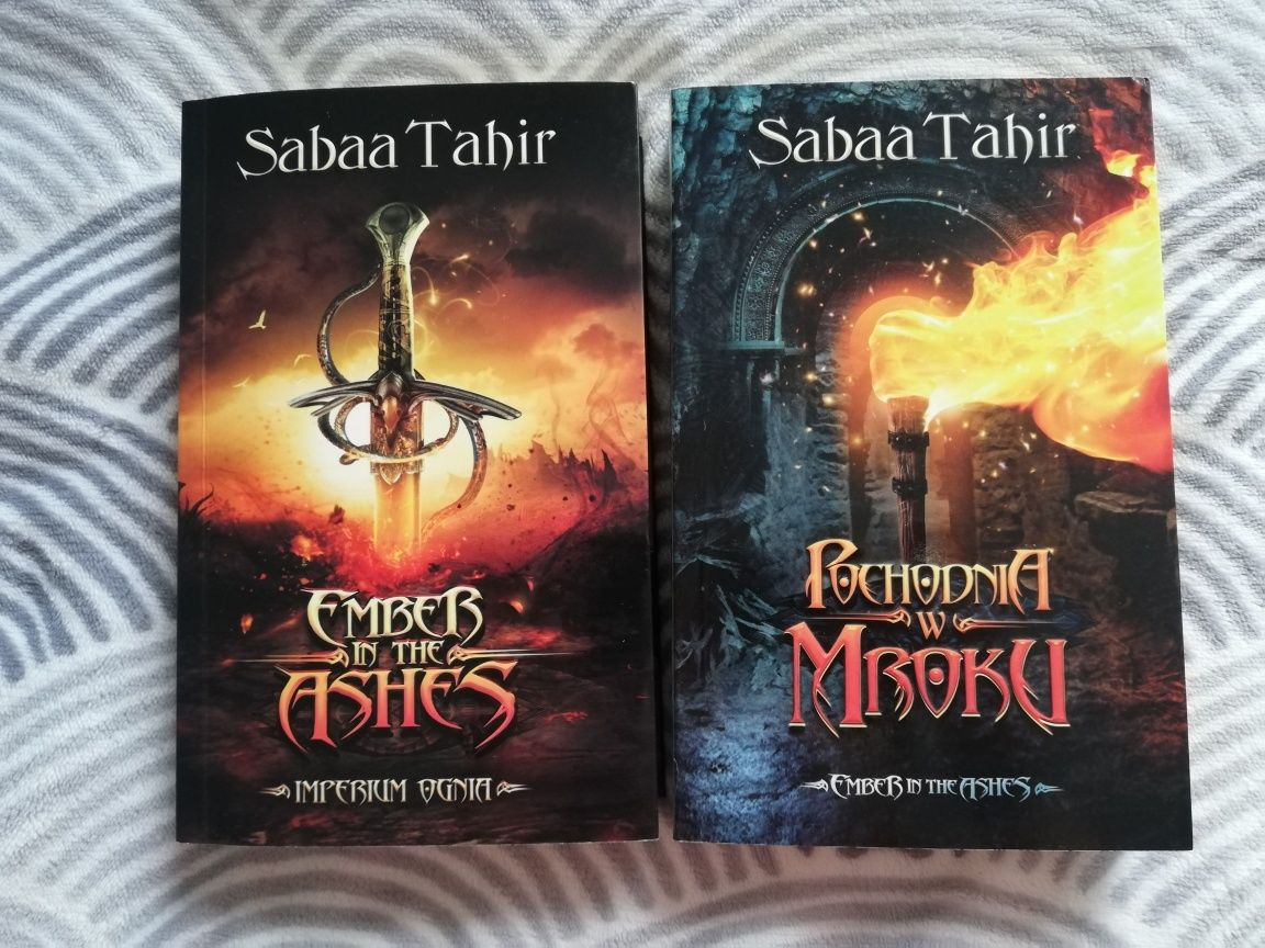Ember in the Ashes: Imperium Ognia, Pochodnia w mroku - Sabaa Tahir