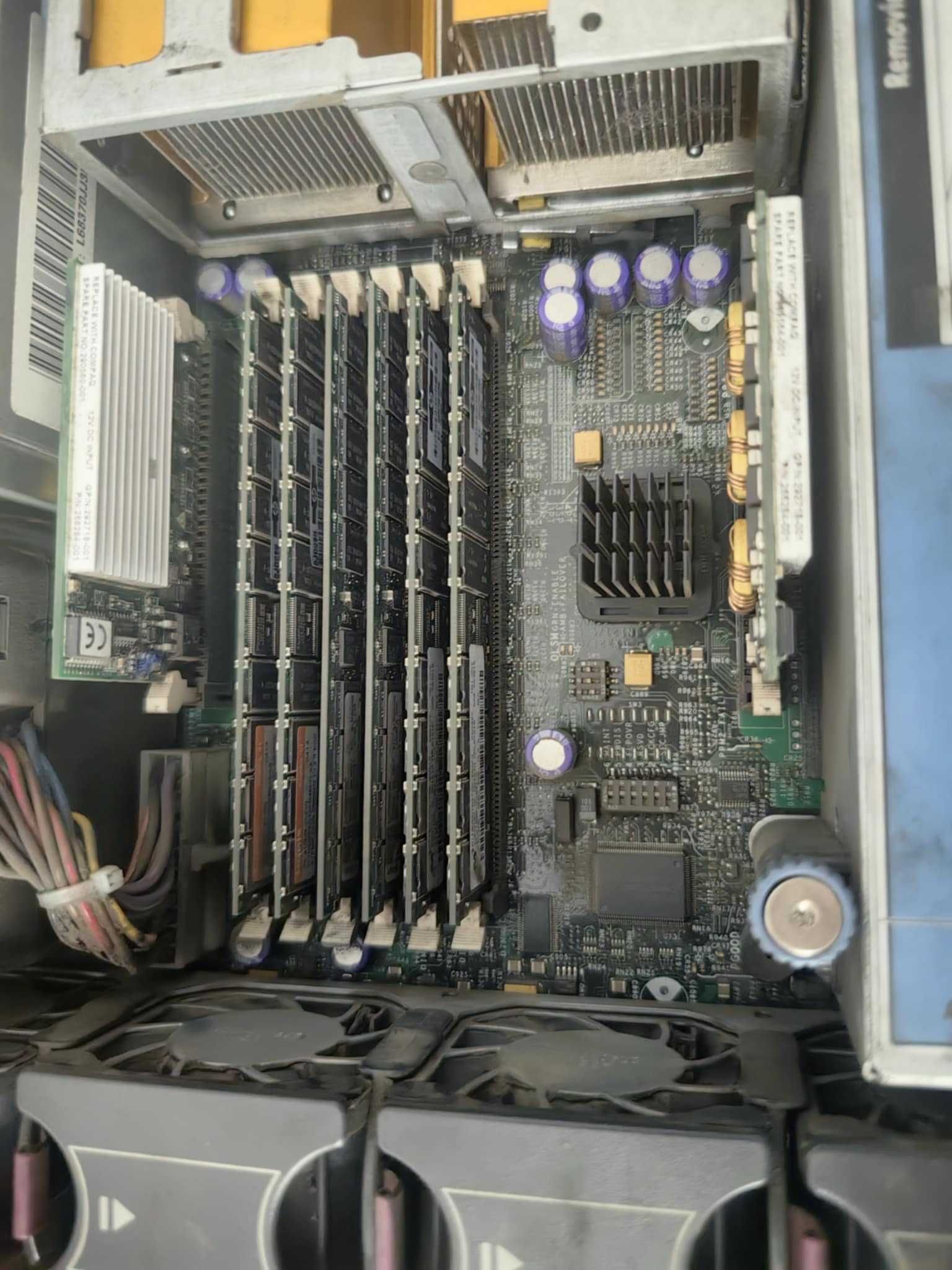 HP ProLiant DL380 G3 4GB RAM  Intel Xeon 3,06 GHz, 512 KB L2 Prestonia
