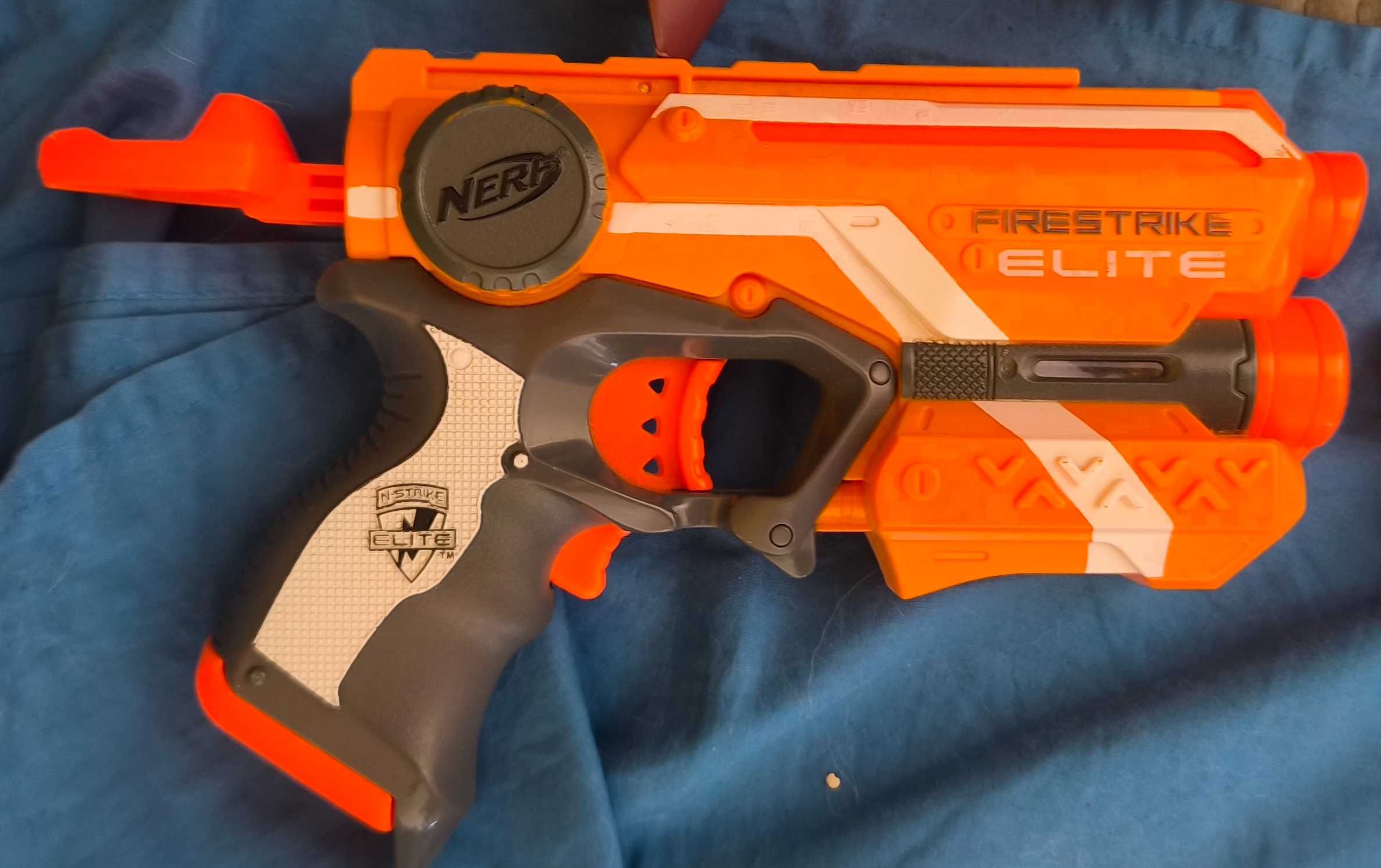 Nerfs - pistolas de brincar várias