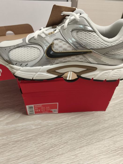 Чоловічі кросівки nike V5 RNR, 45 розмір