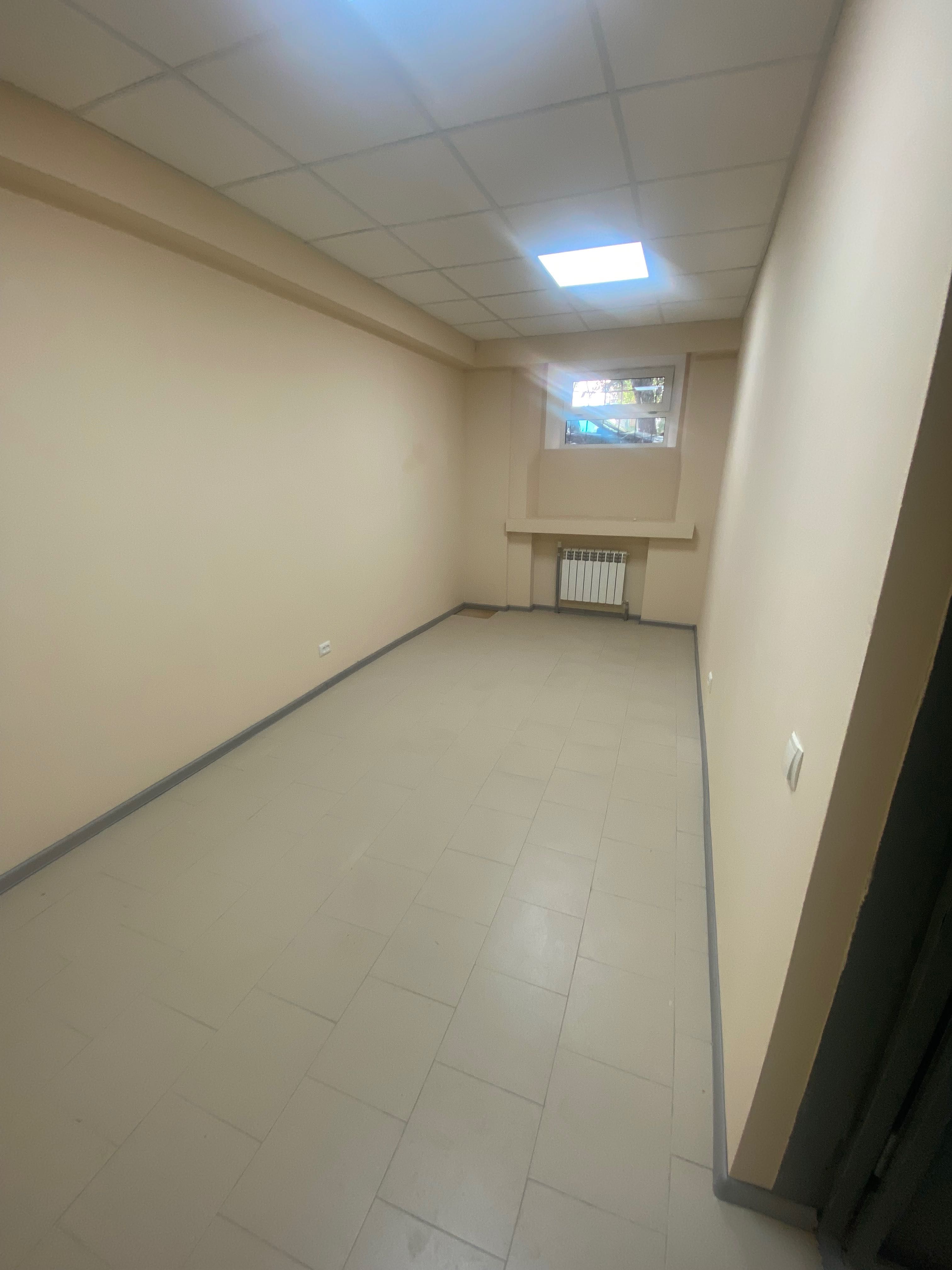 Здається офіс 600 кв.м (цоколь 185м2) 415м2 -1 поверх вул Свободи