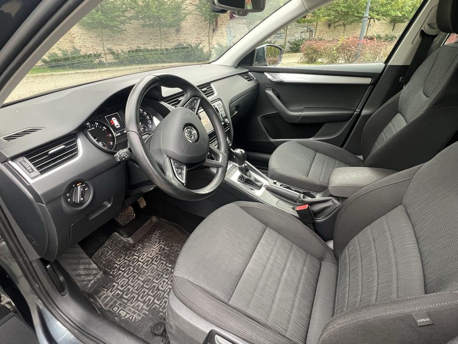 Skoda Octavia 1.4TSI 150KM DSG El.Klapa Bixenon Chromy LED 2016