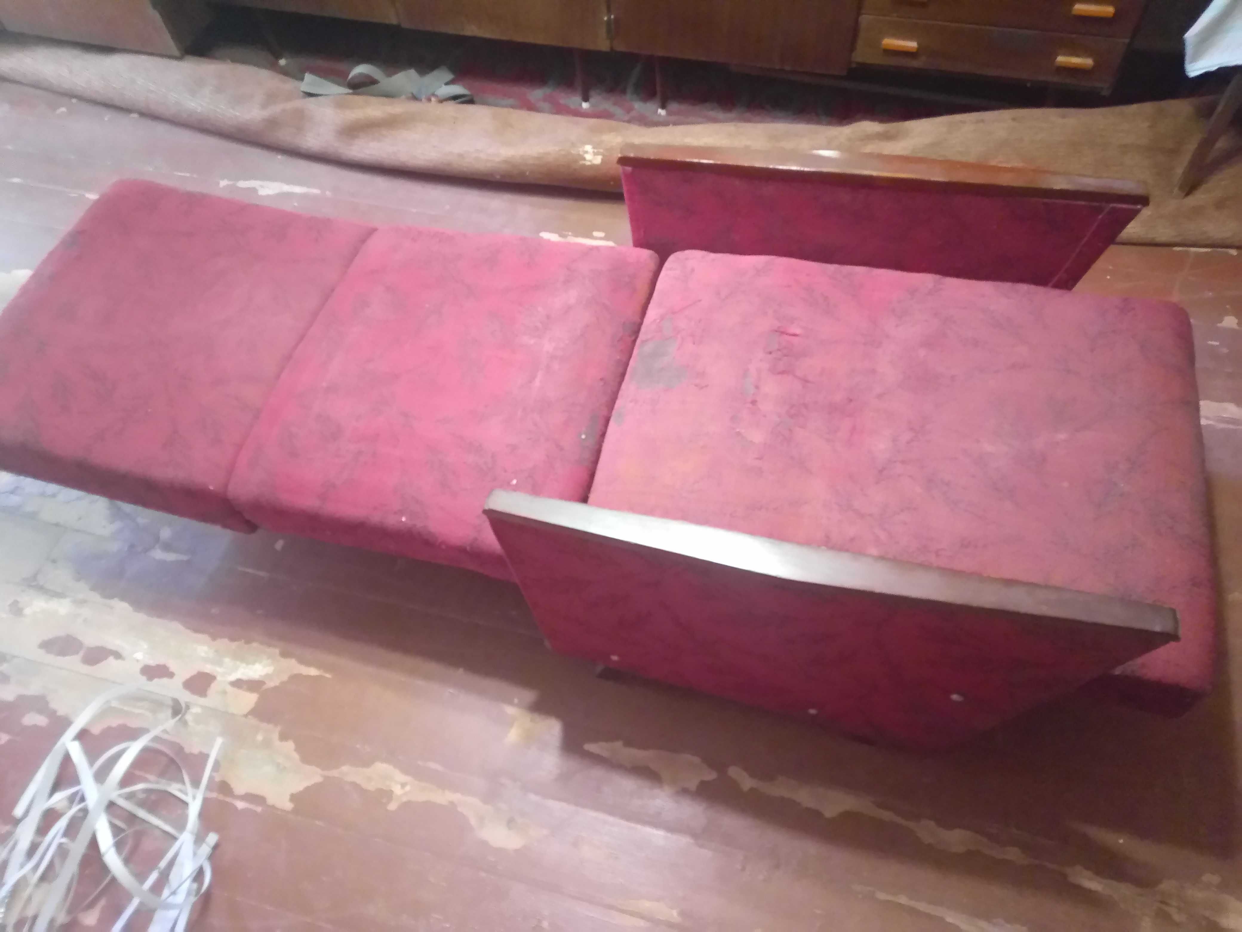 Кресло-кровать компактное