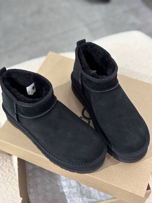 Ugg mini замша і овчина, 40р чорний колір