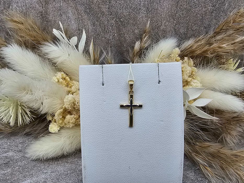 Złoty krzyżyk apart P: 585 WIELKOŚĆ WYS:2CM SZ:1CM