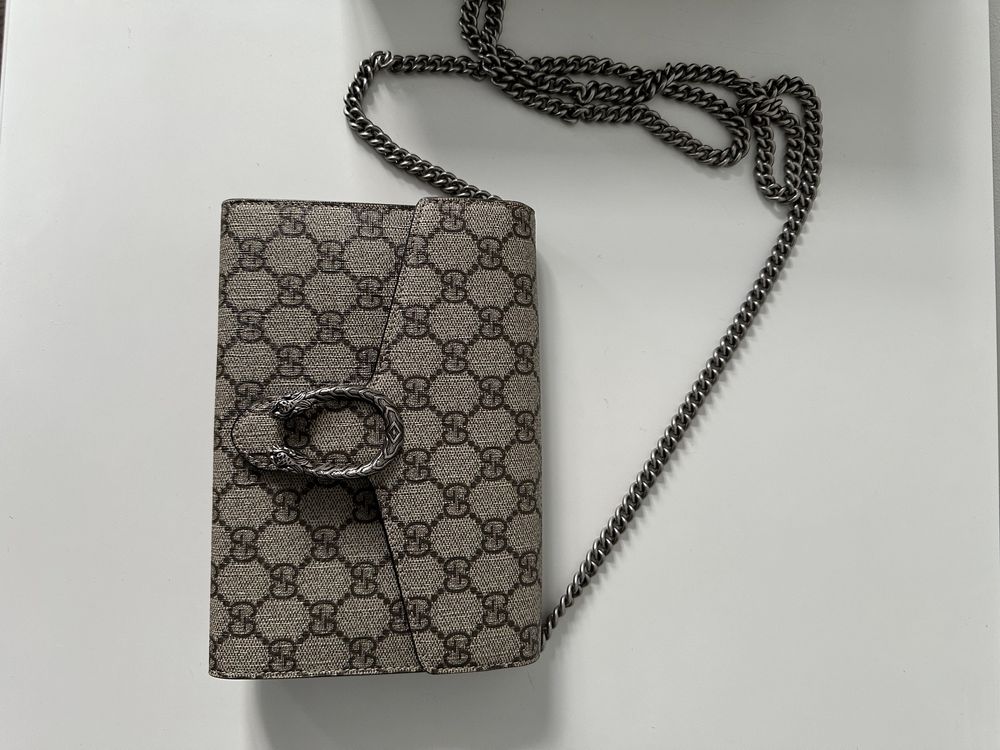 Torebka portfel na pasku Gucci Dionysus GG Supreme Wallet