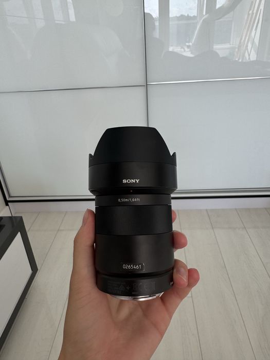 Sony FE 55 мм f/1.8 ZA Sonnar T (SEL55F18Z) zeiss