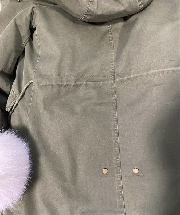 Продам парку жіночу!Натуральне хутро!Жіночий одяг!