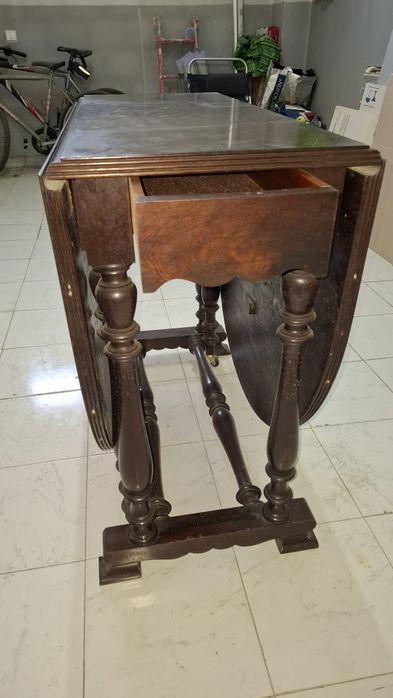 Mesa de jantar dobrável