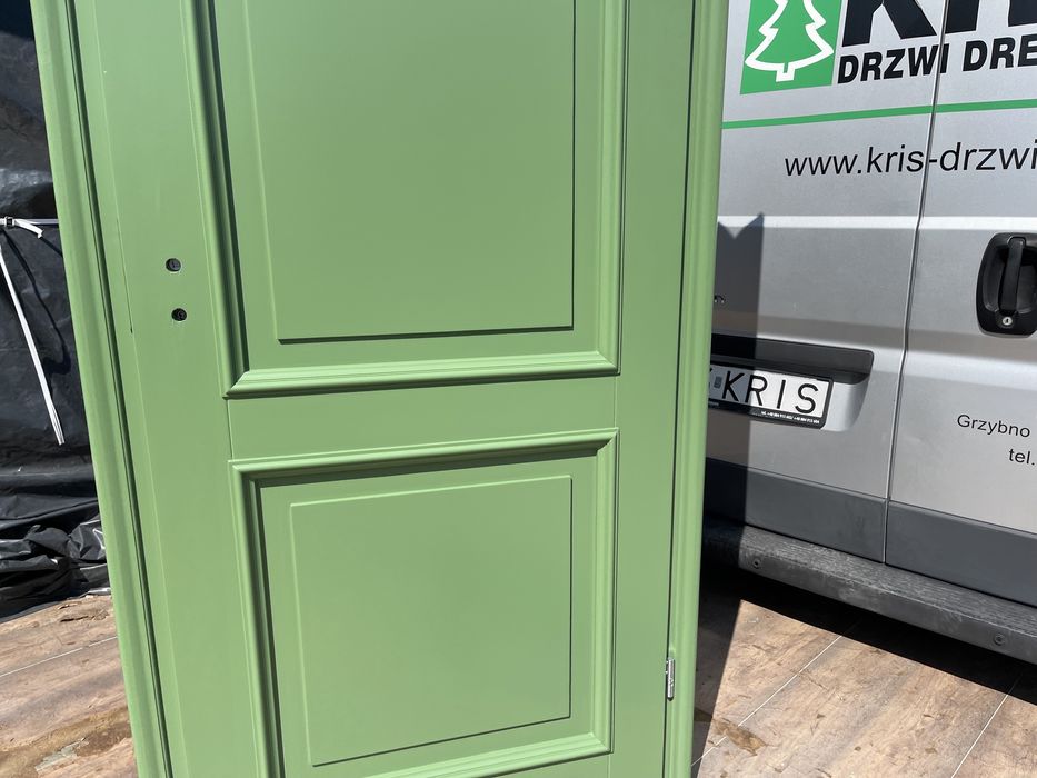 Drzwi drewniane wewnętrzne  sosnowe retro  ral 6011