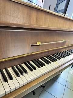 Sprzedam Pianino Lindbergh używane Radzymin