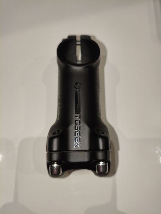 Nowy mostek -/+ 17° 70mm 31,8  28,6 Tossek aluminium aluminiowy czarny