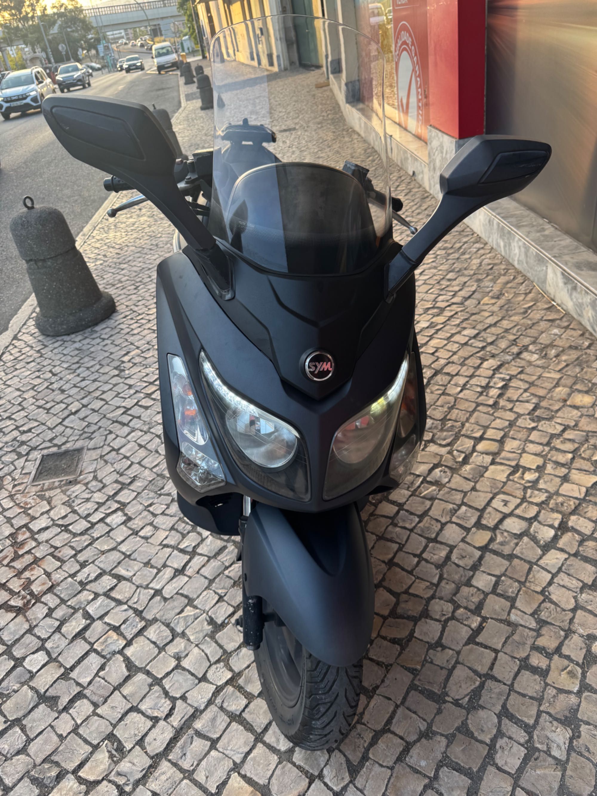 Vendo Sym GTS 300i