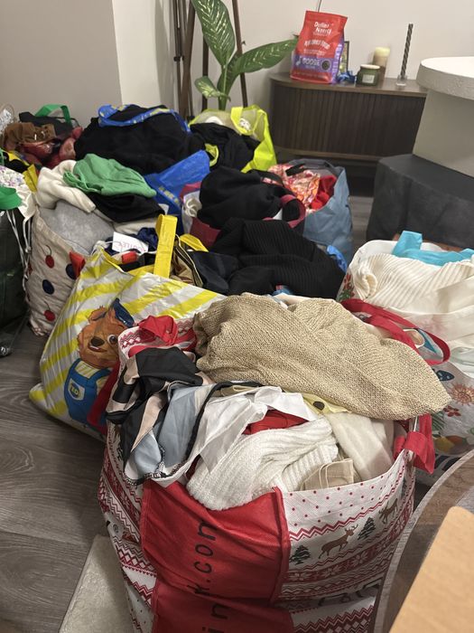 Paczki z ubraniami rozmiar S większość nowe z metkami