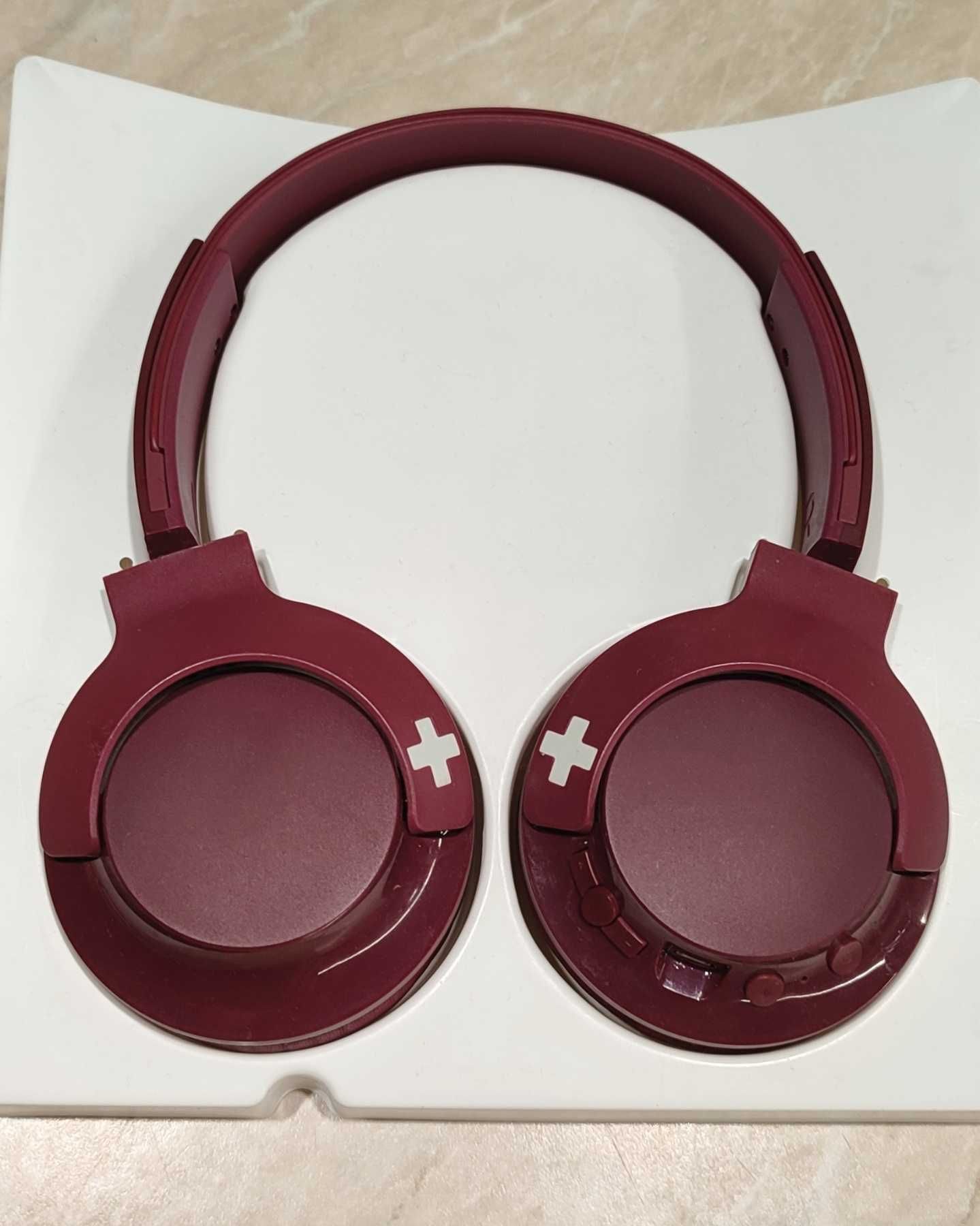 Бездротові навушники Philips Bass+ SHB3075