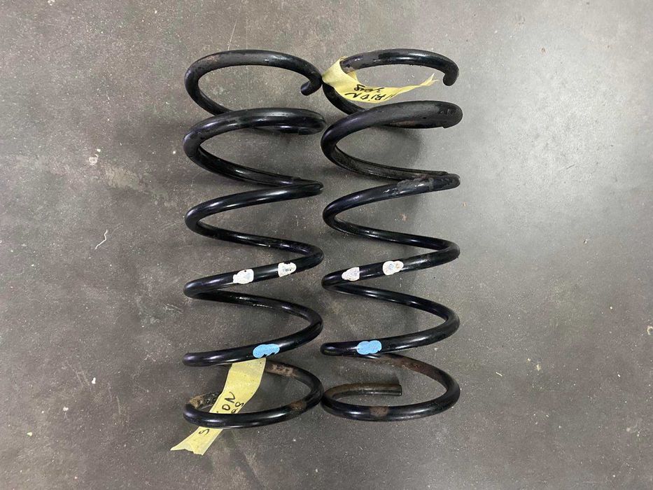 Пружина задня Daihatsu Sirion 2006-2011р. 48231-B1030,48231B1030