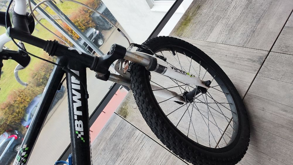 Rower B'twin na kołach 20"