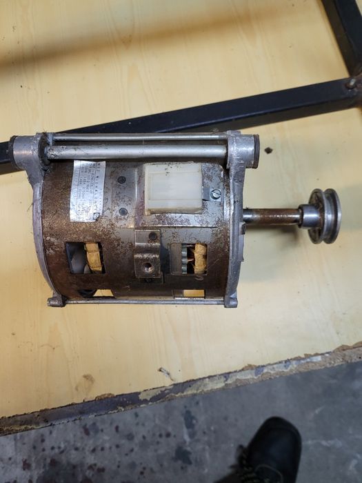 Silnik elektryczny 230v