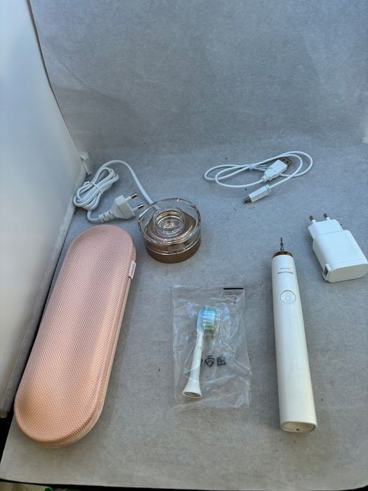 uszkodzony szczoteczka  philips sonicare diamondclean hx9391/92