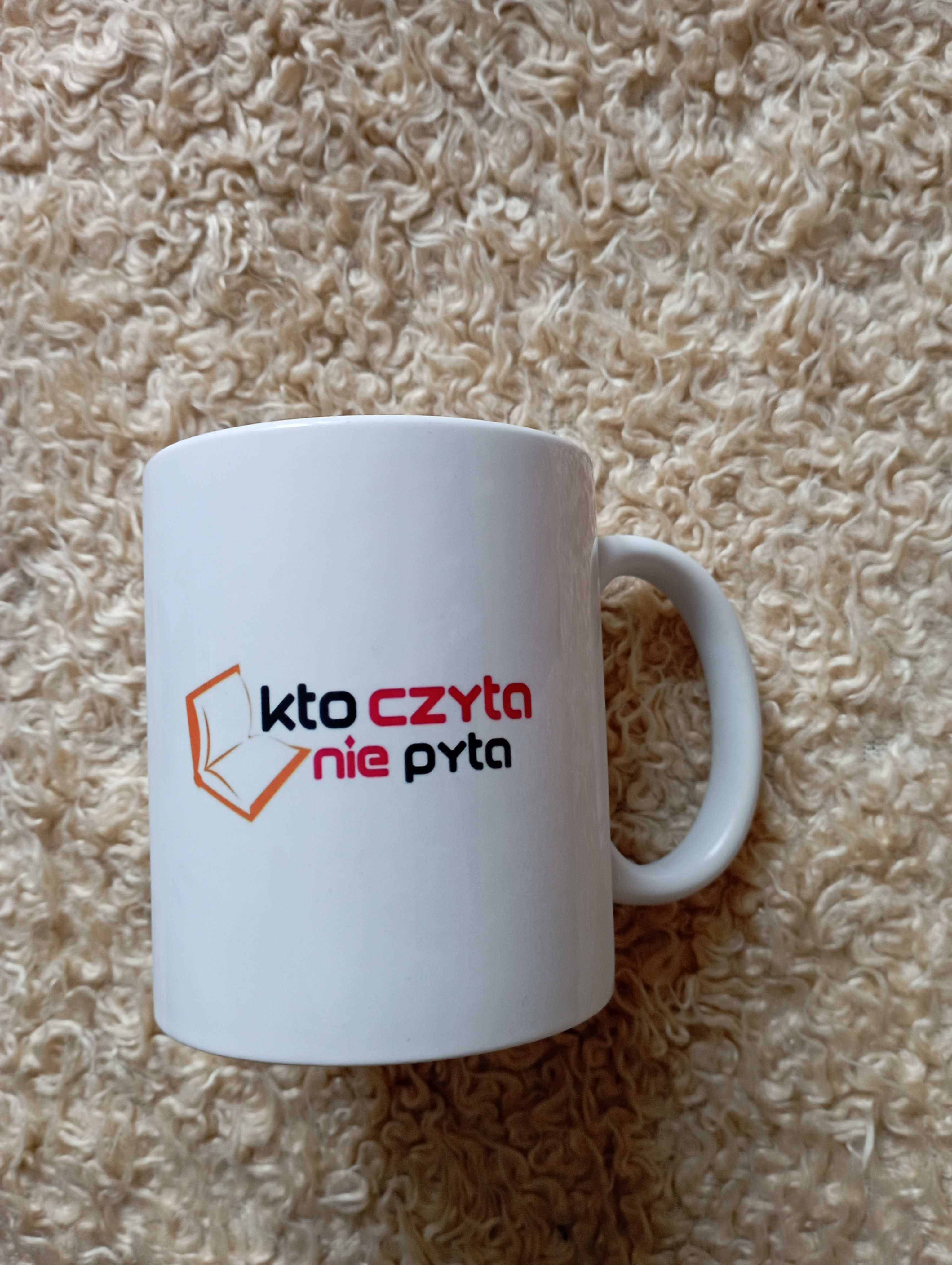 Kubek Kto czyta nie pyta Alek Rogoziński Jak Cię zabić Kochanie?