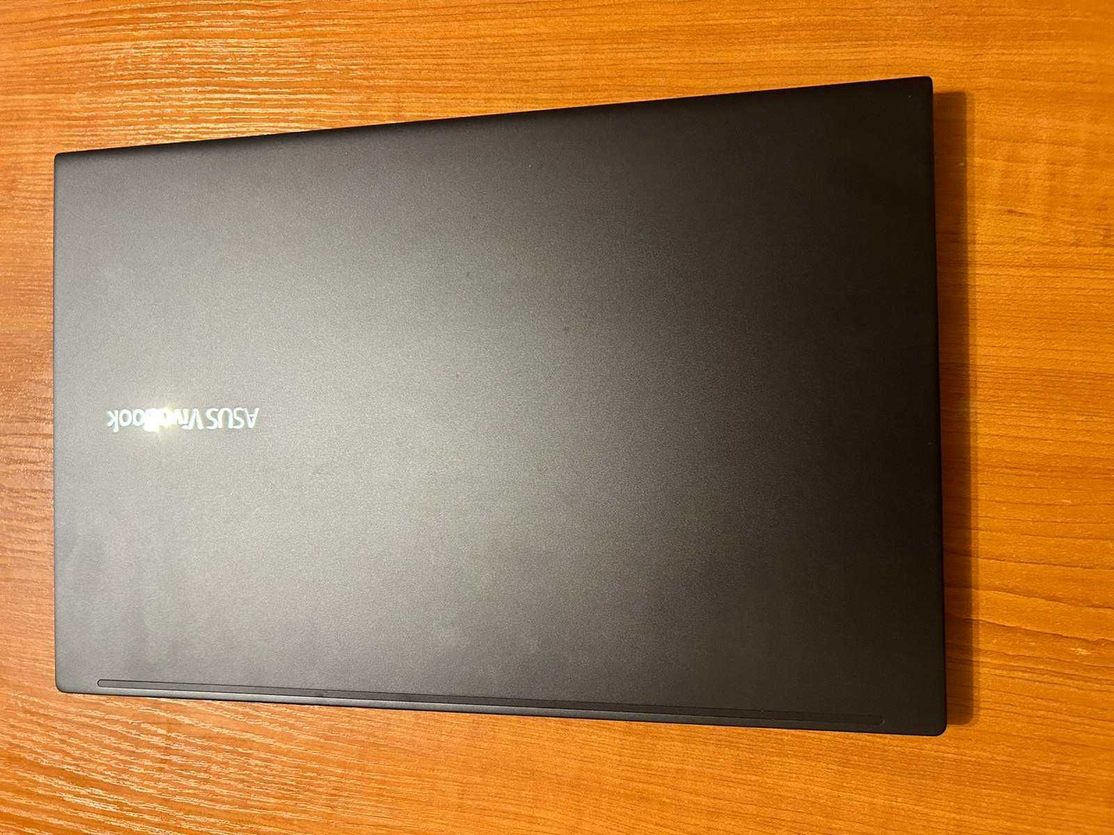 Asus vivobook m533u R7 5700U 512 GB 16 GB Win 10 15'6