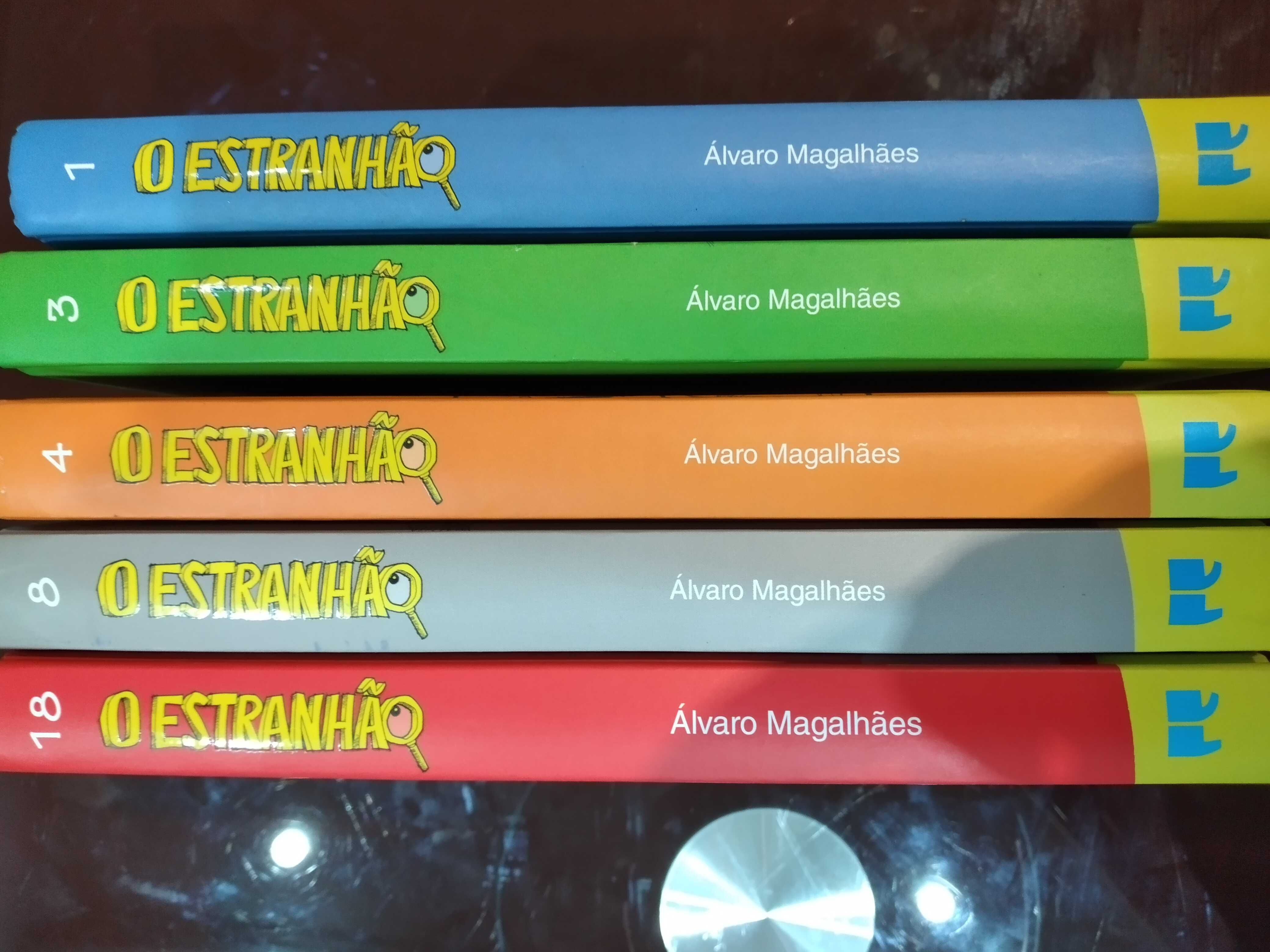 5 livros estranhão