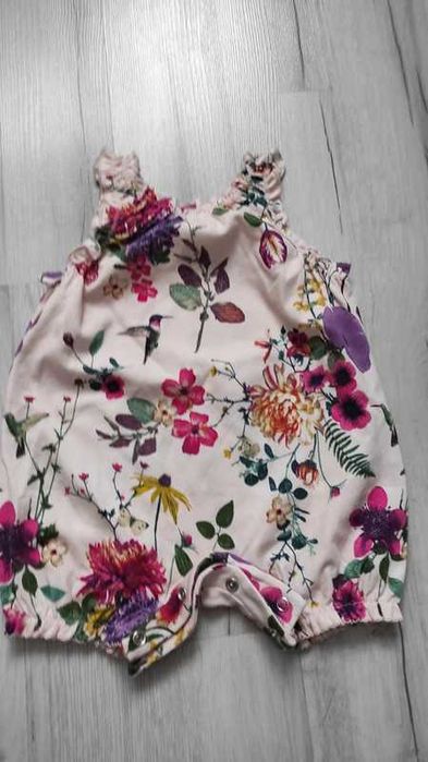 Body/ rampers/ pajacyk firmy Next rozmiar 0-3 miesięcy