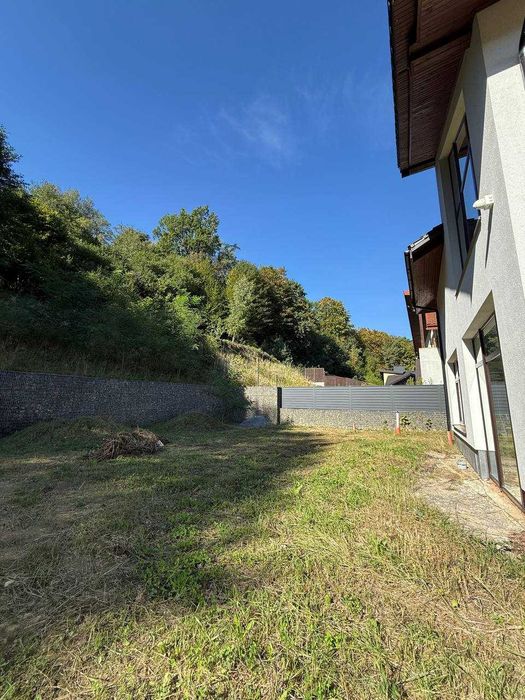 Продаж розкішного  будинку в Брюховичах з завершеним ремонтом