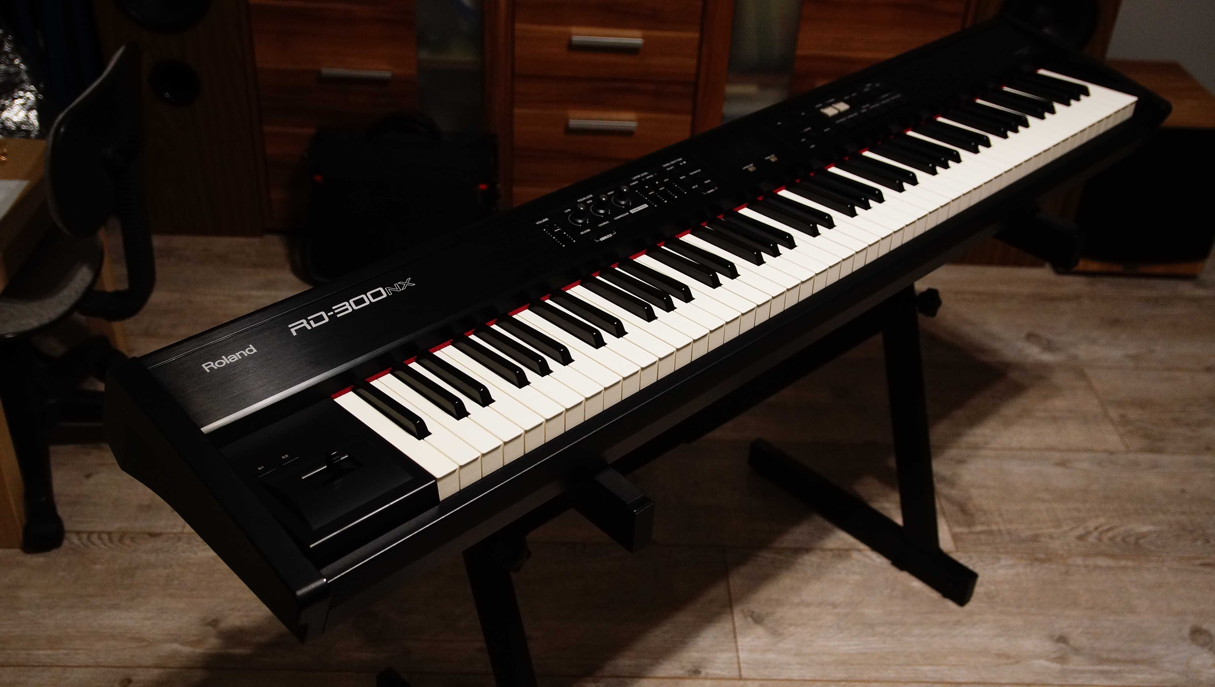 ROLAND RD-300NX - stage piano/pianino cyfrowe, stan wzorowy.