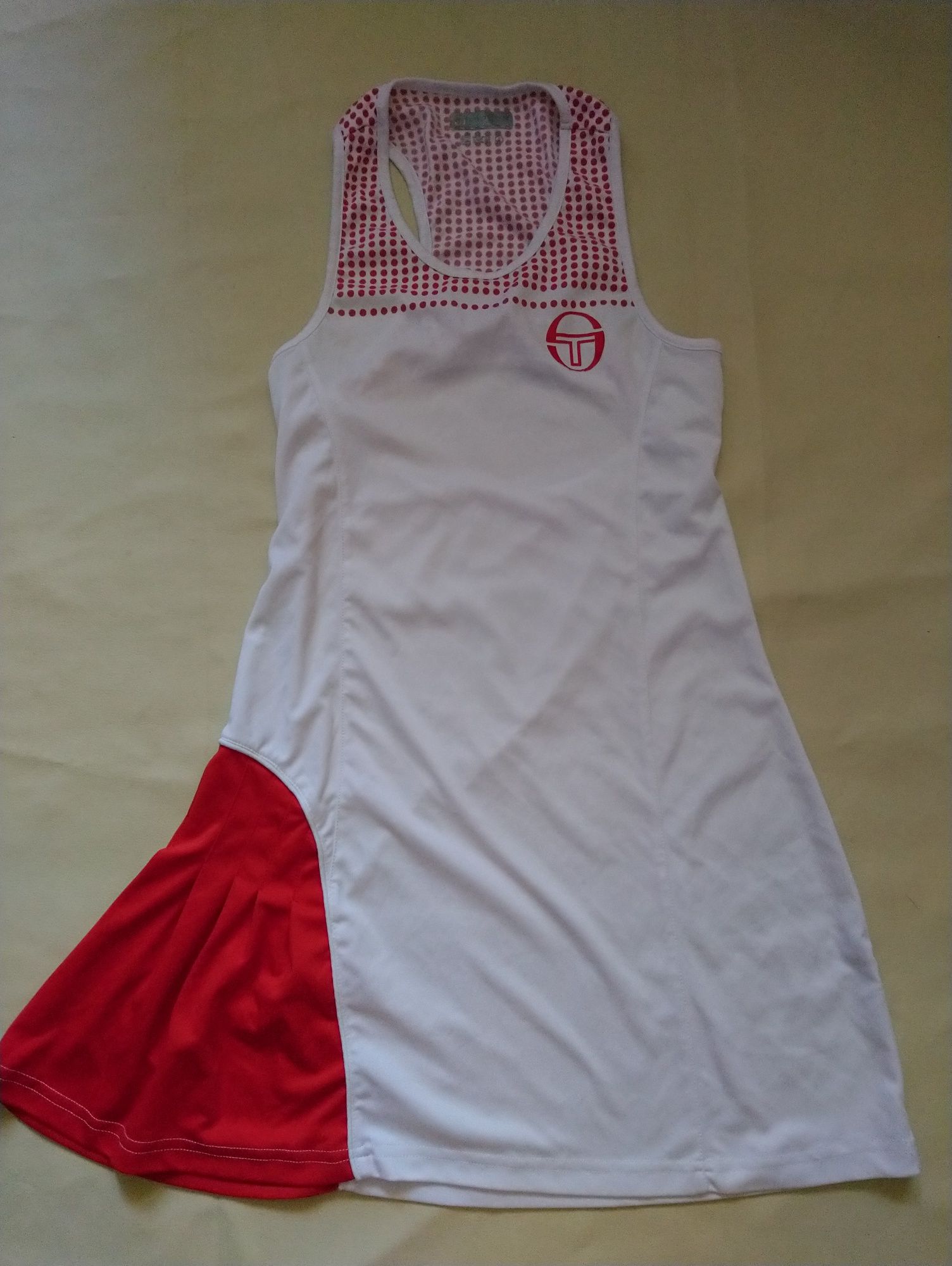 Спортивне плаття Sergio Tacchini S розмір