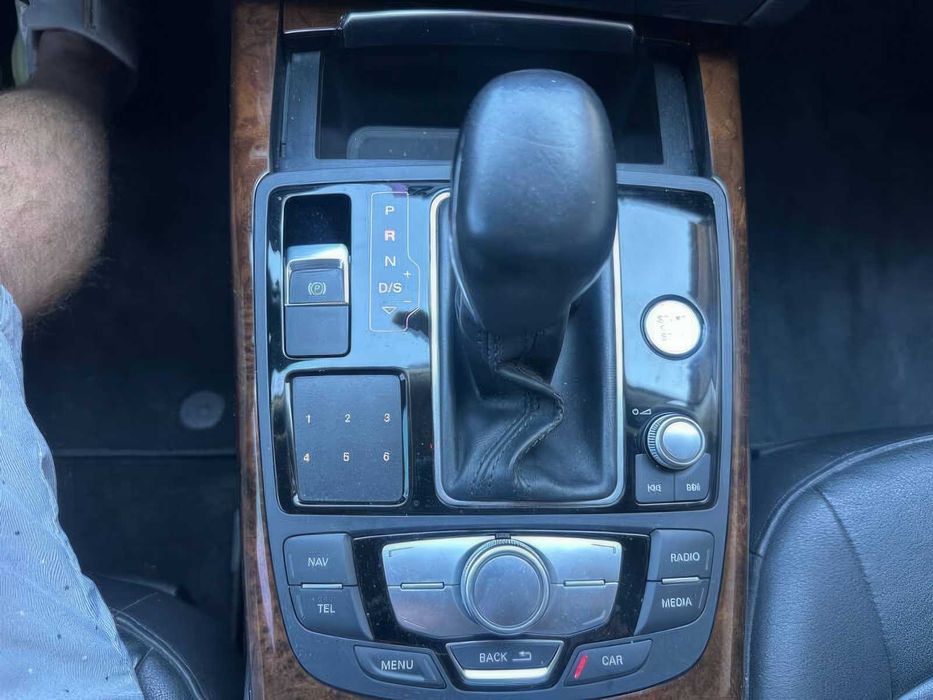 Audi A6      2016