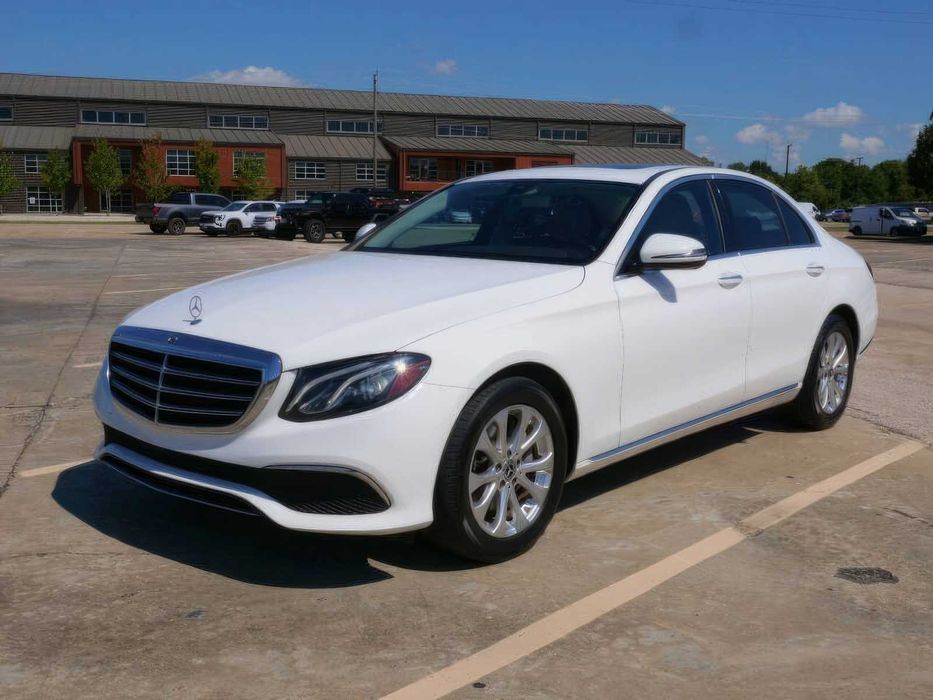 Mercedes-Benz E-Class E 300      2019