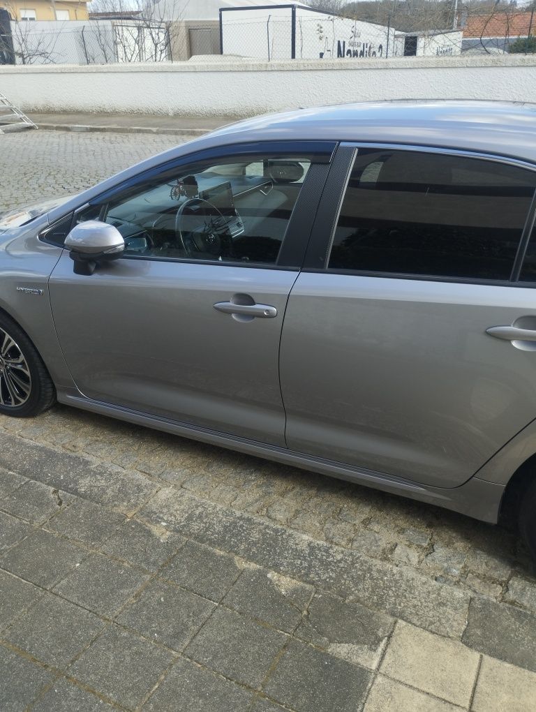 Toyota Corolla Sedan 1.8 Híbrid