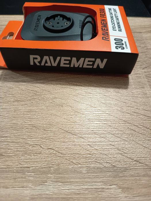 Luz RAVEMEN fr 300