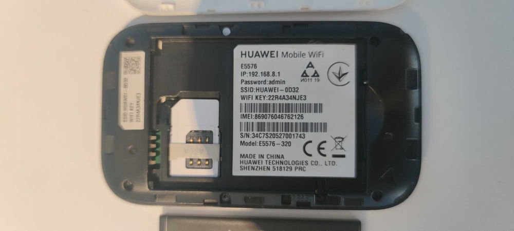 Роутер мобільний Huawei E5576-320 3G/4G LTE White