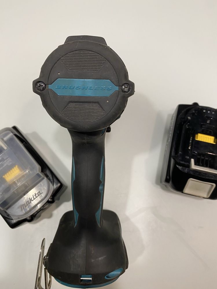 Makita шуроповерт