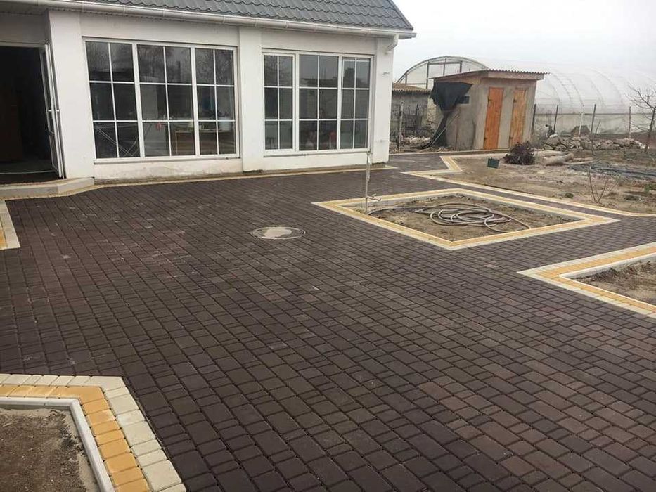 ВИРОБНИК: Тротуарна плитка Старе місто/Бруківка/Брусчатка/ФЕМ/Поребрик