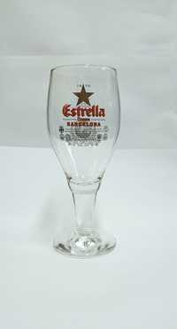 Copos de cerveja Estrella Damm Barcelona