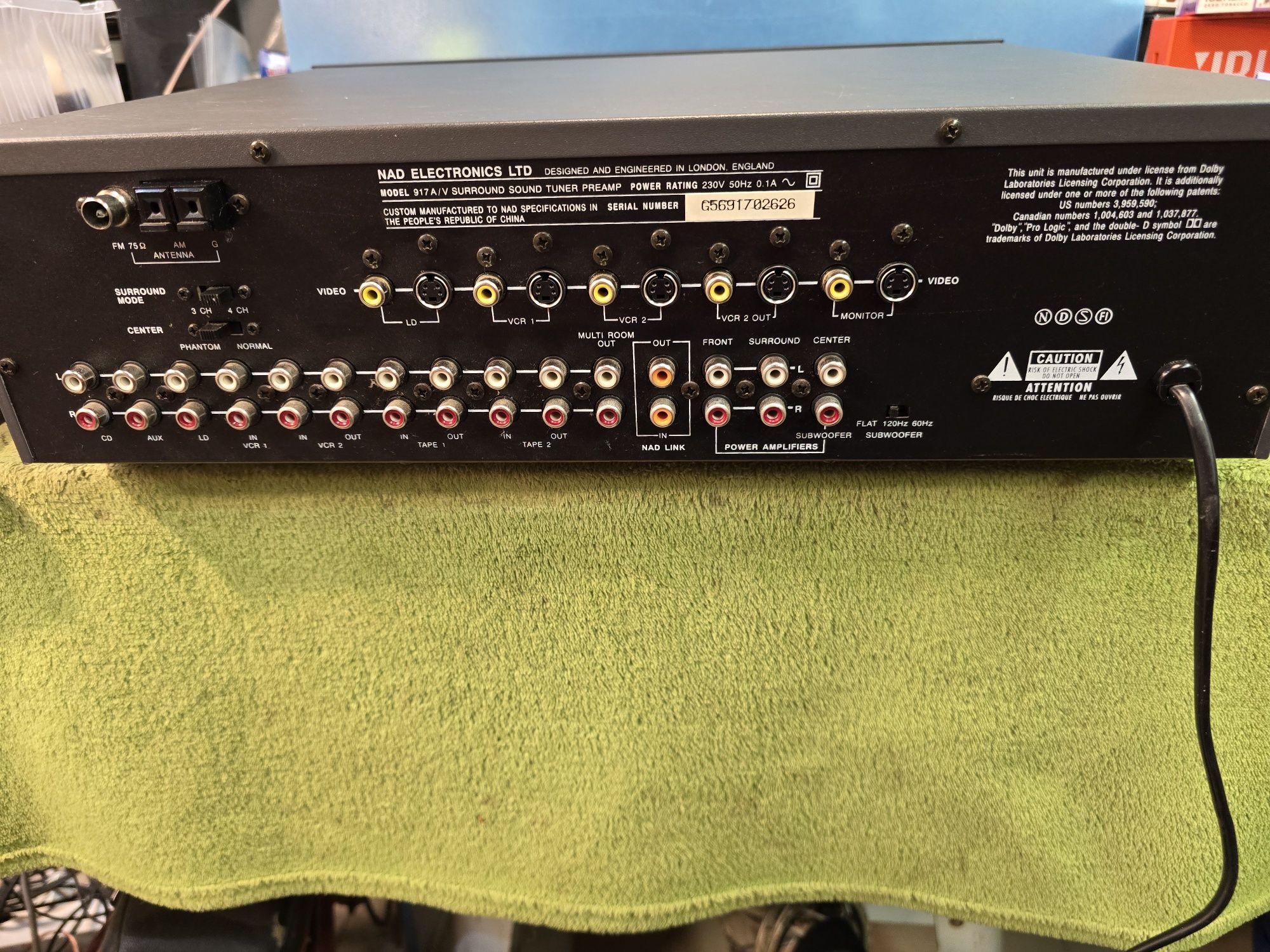 NAD 917 przedwzmacniacz, preamp + oryginalny pilot.