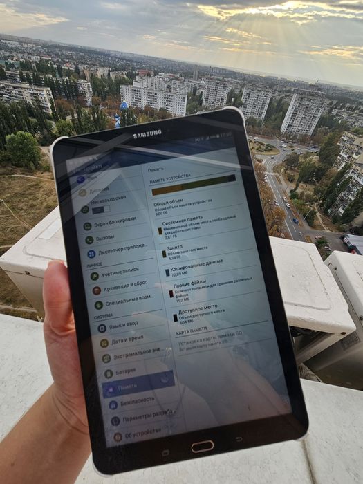 Продам планшет Samsung Galaxy Tab E