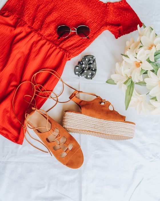 Sandálias de plataforma com cordões - Bershka