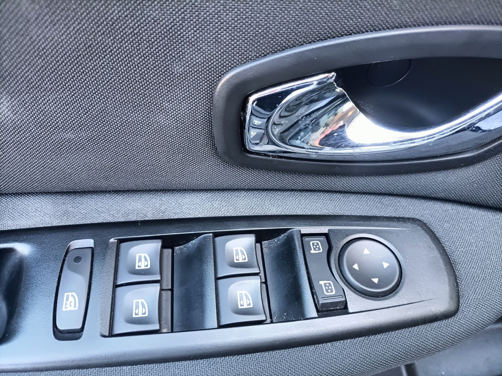 Renault Scenic 1.6dci 130cv branco pérola