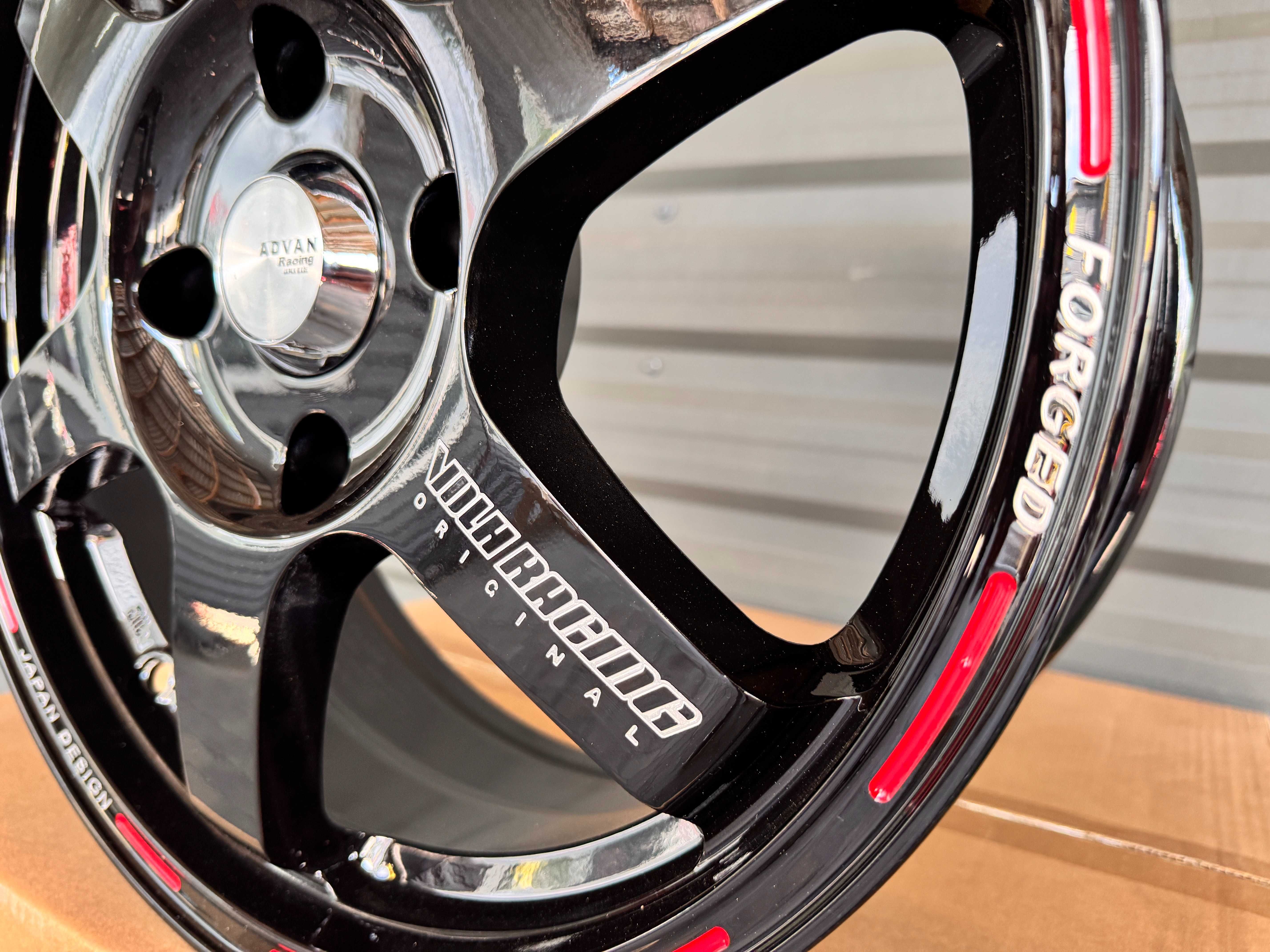 R16 4x114.3  6.5j et40 Mitsubishi Lancer 9 Nissan Almera Chevrolet