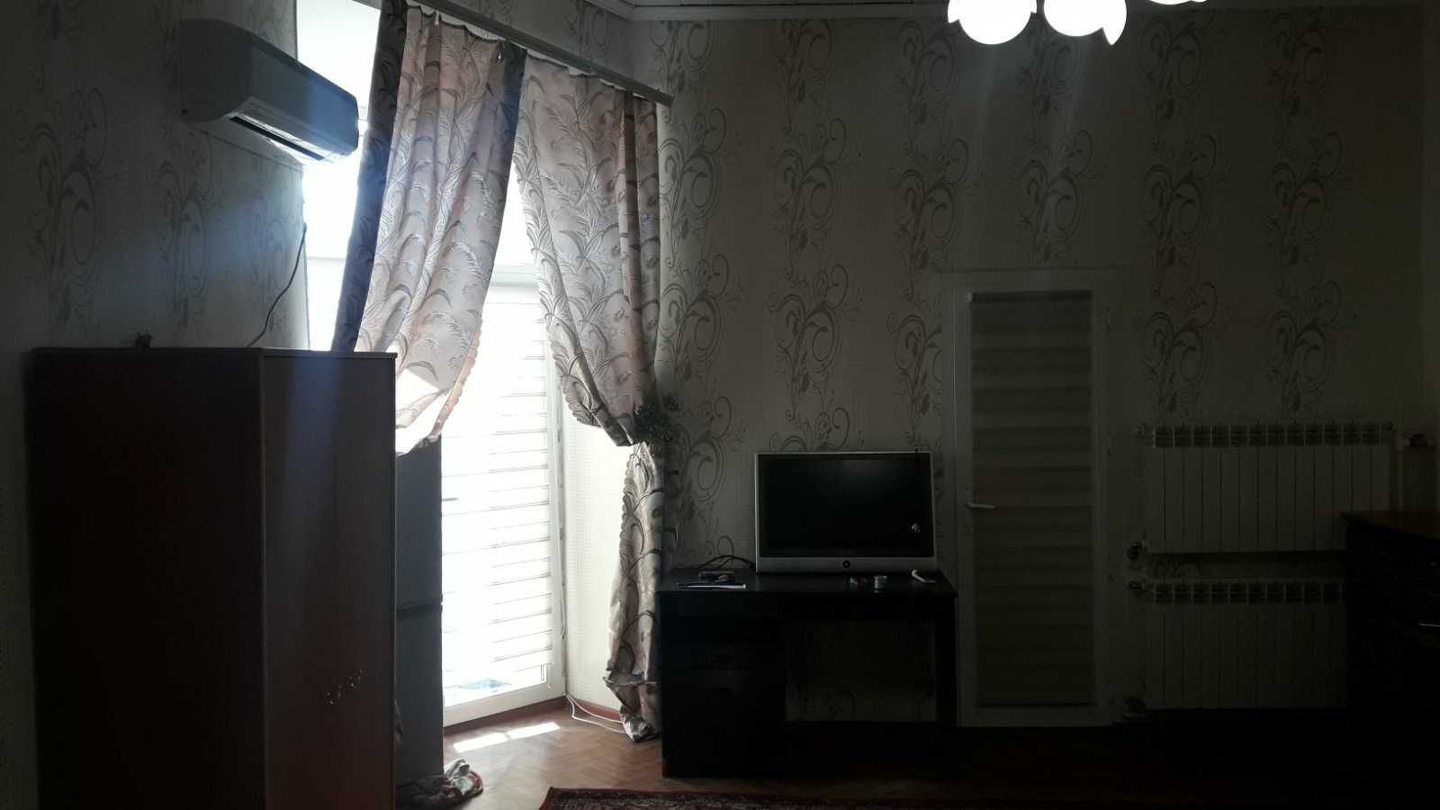 Продам 1-комнатную квартиру на Леонтовича