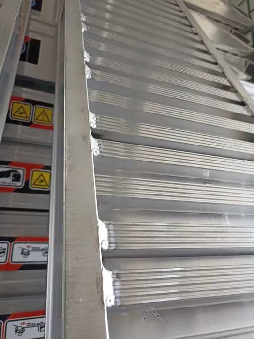 Najazdy aluminiowe 4m długie do 3500kg, szybka dostawa kurierem
