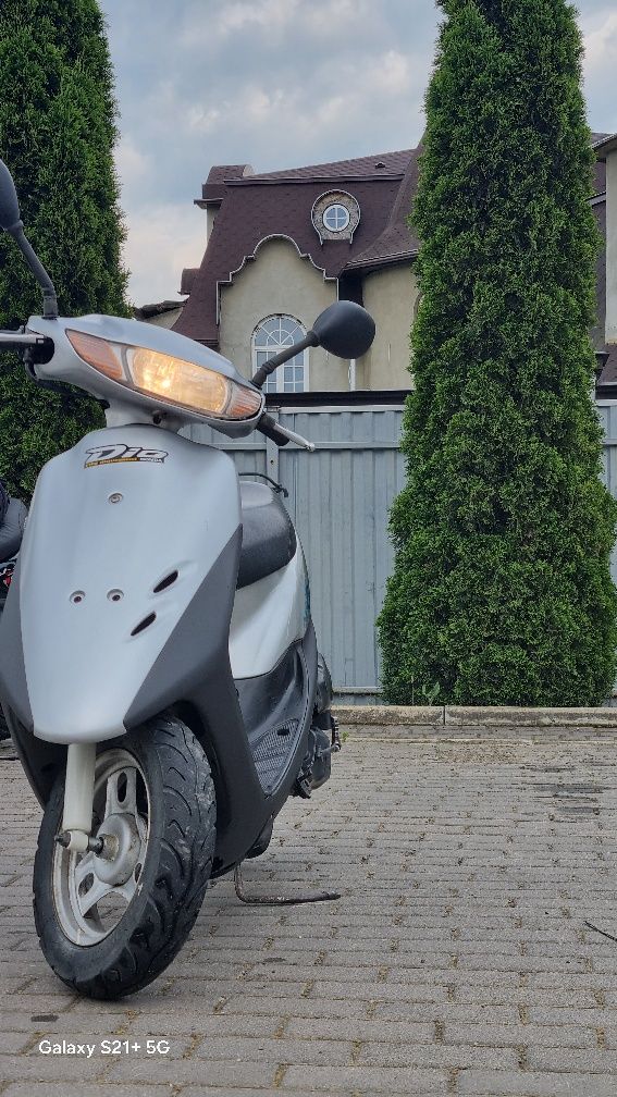 Продам скутер honda dio af 34 стан 8/10