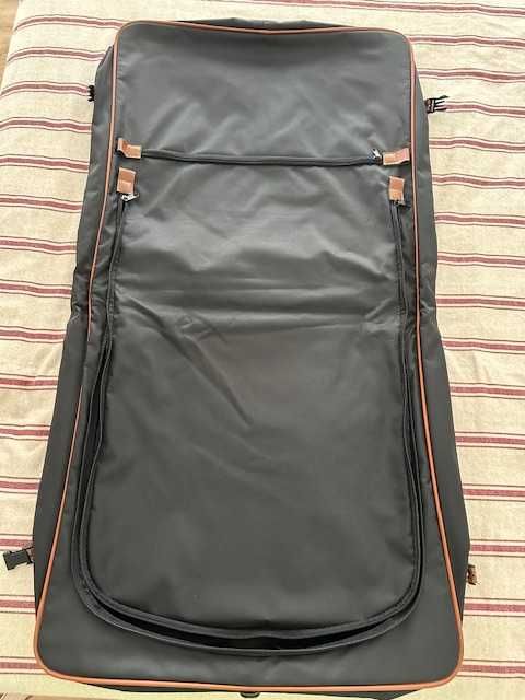 Porta fatos "i santi"
